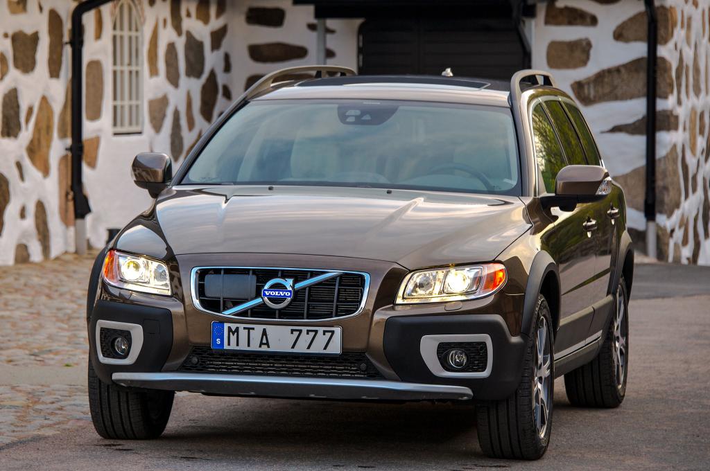 vista frontal do volvo xc70