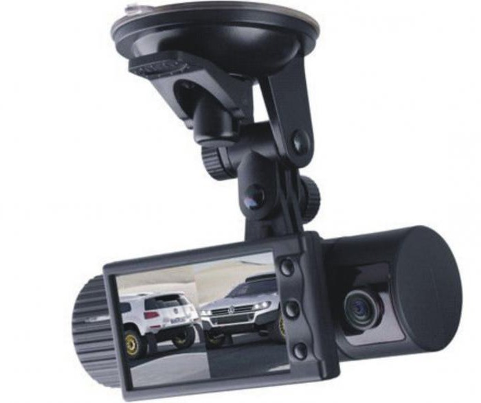 versteckte Installation des DVR im Auto