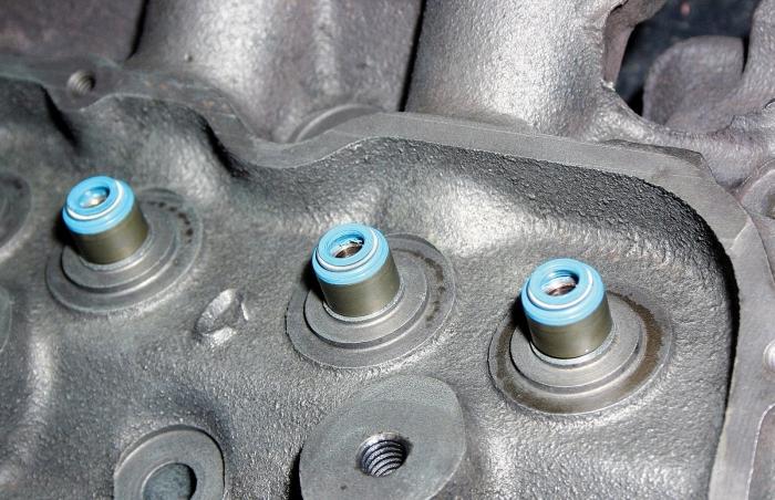 replacement of valve seals VAZ 2109