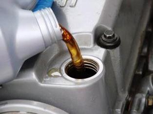viskozita motorového oleje
