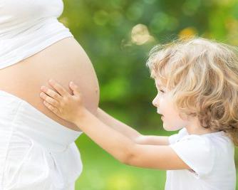 A második terhesség és szülés jellemzői