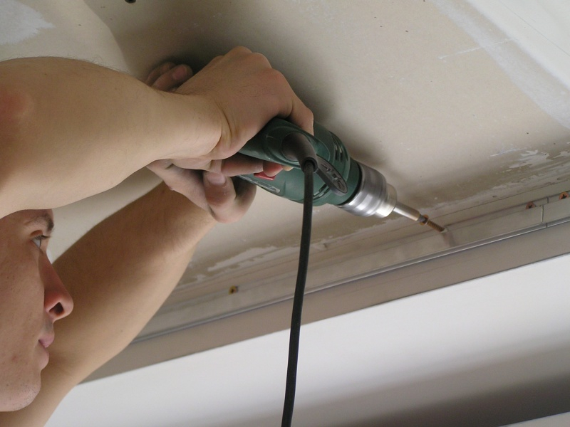 installation of stretch ceilings with your own hands