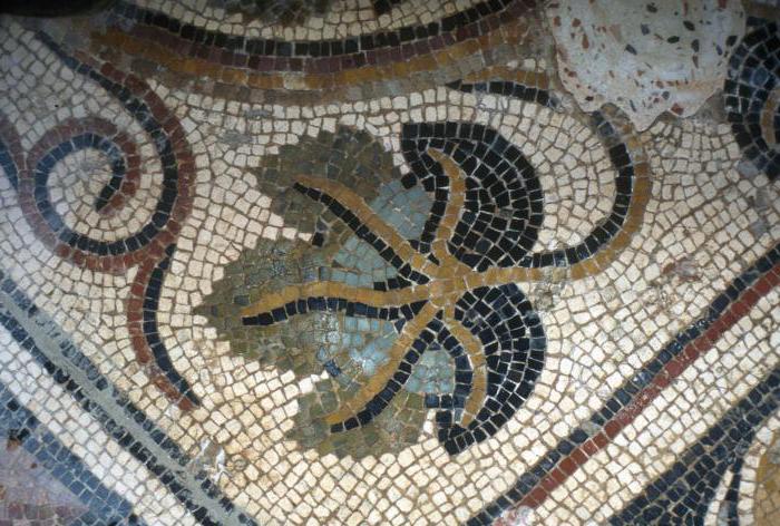 Bancadas em mosaico romano