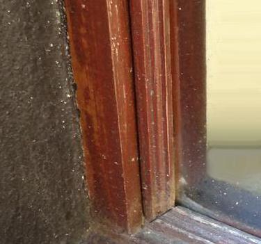 gumené tesnenie na drevené okná