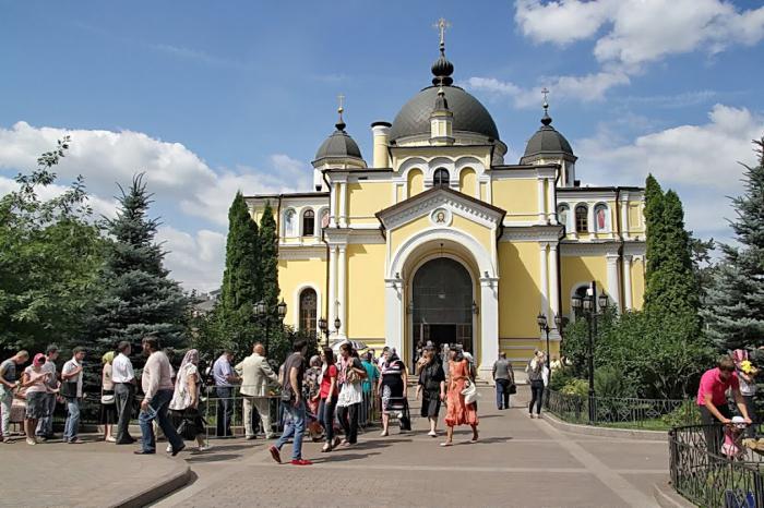 Moskova'daki Pokrovsky Manastırı