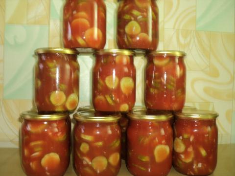 recette de concombres à la sauce tomate