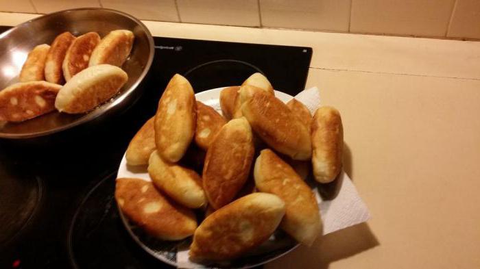 torte fritte con marmellata in padella 