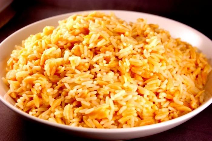 Hur man lagar ris i en långsam spis
