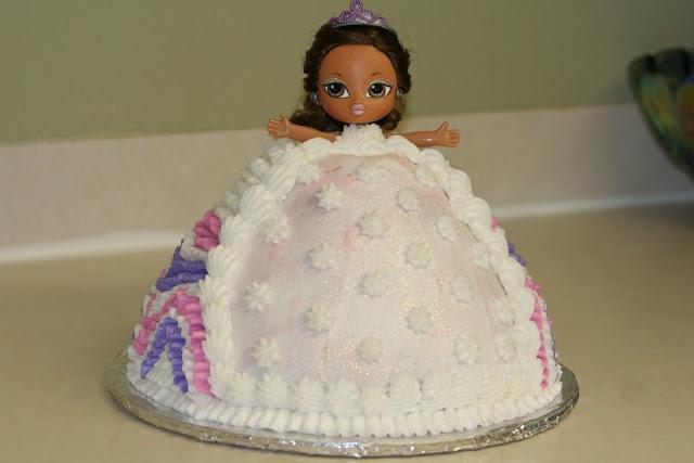 एक साल की लड़की के लिए केक