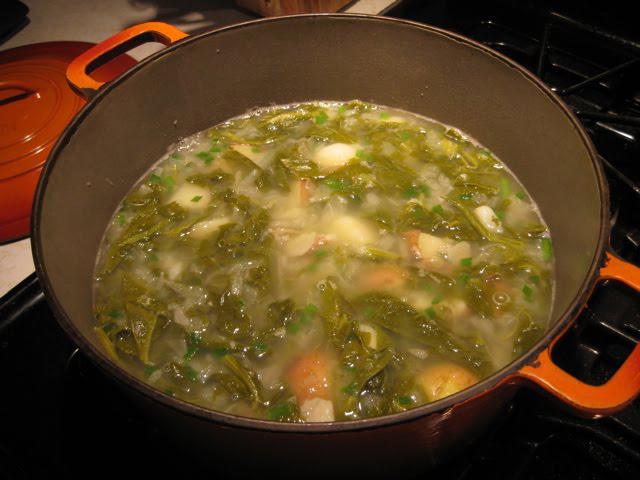 Brennnessel-Sauerampfer-Suppe