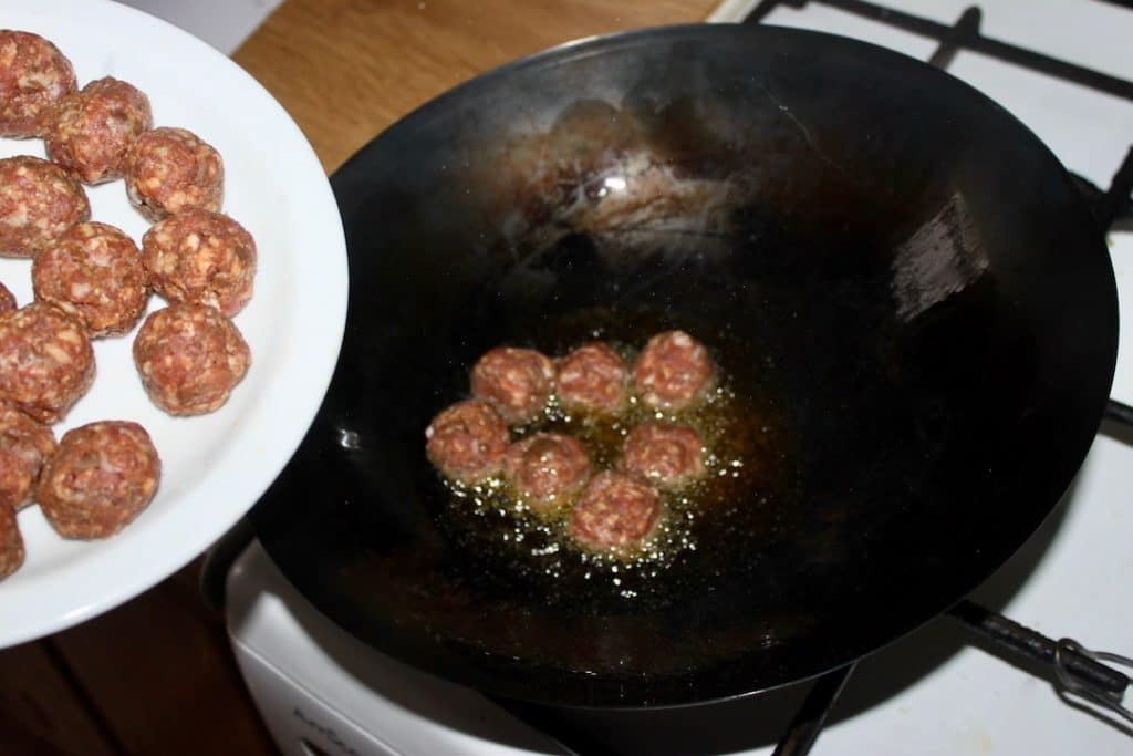 Gehaktballen koken