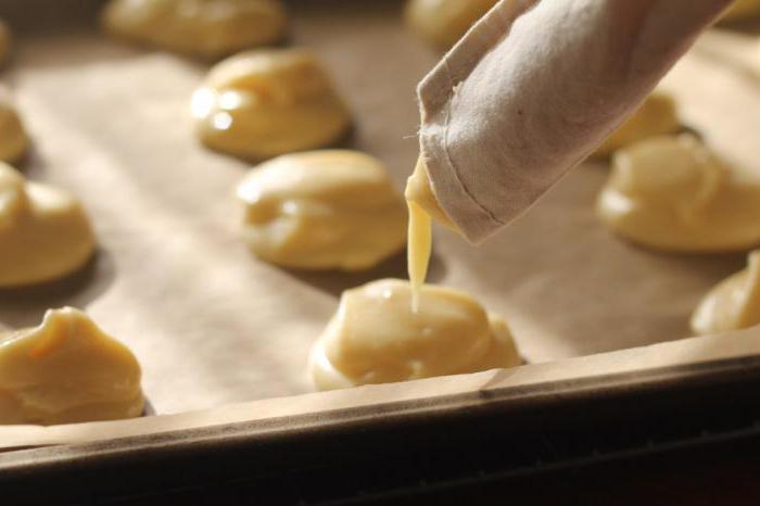 tortas su profiteroles receptu