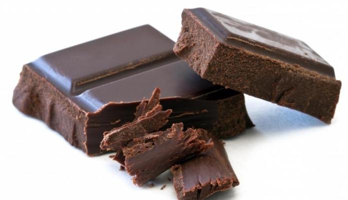 苦いチョコレートの利点と害
