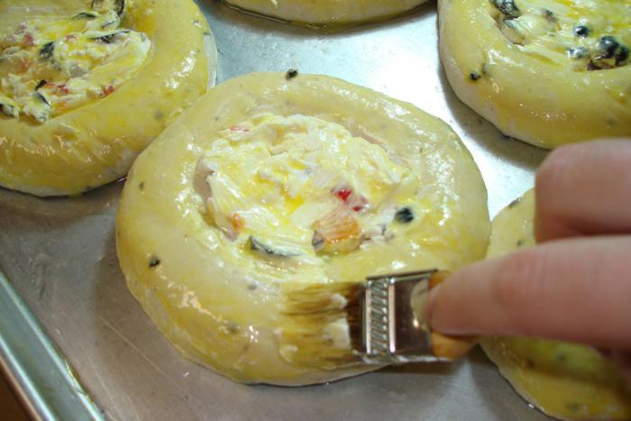 Receta de pasteles de queso con requesón de masa de levadura