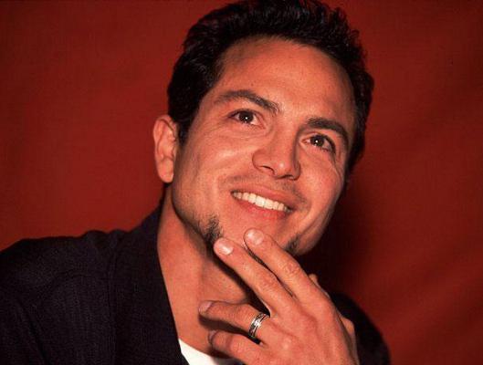 filmes com benjamin bratt