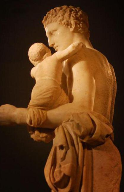 Statue d'Hermès avec bébé Dionysos