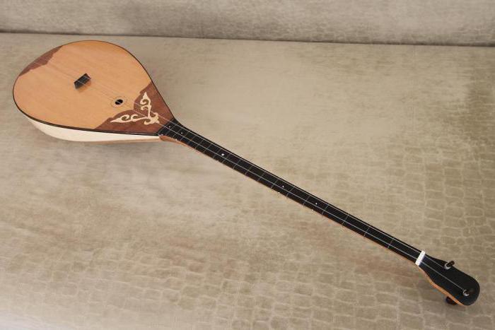 Dombra Kalmyk muziekinstrument 