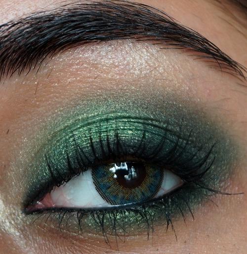 шминка за четвртасте зелене очи