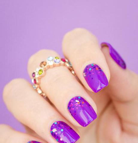 nails pinkish purple