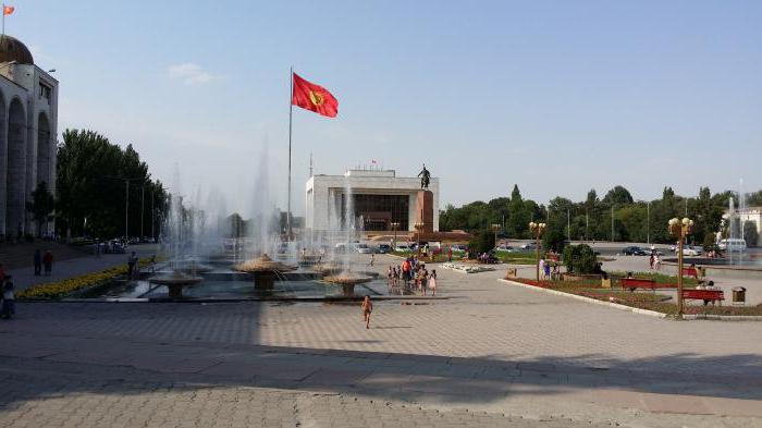 pamiatky Biškeku v lete