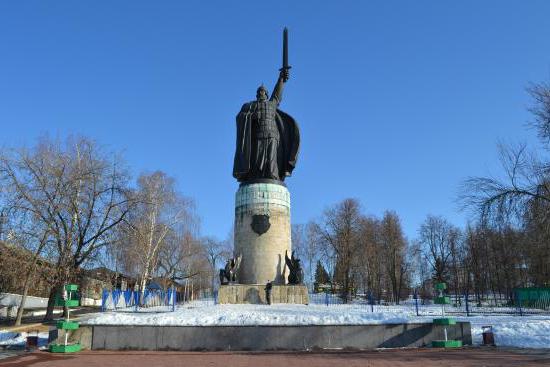 monument till Ilya Muromets i Murom