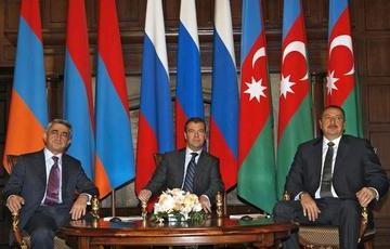 アルメニアとアゼルバイジャニの対立