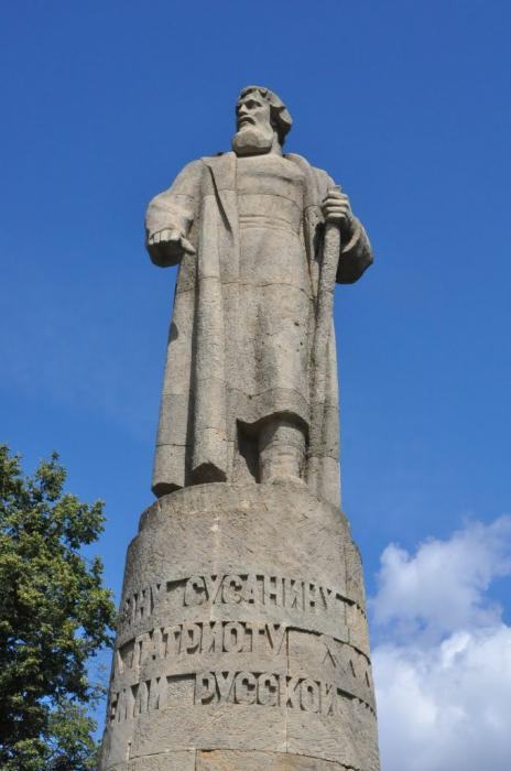 Monumento a Ivan Susanin en Kostroma
