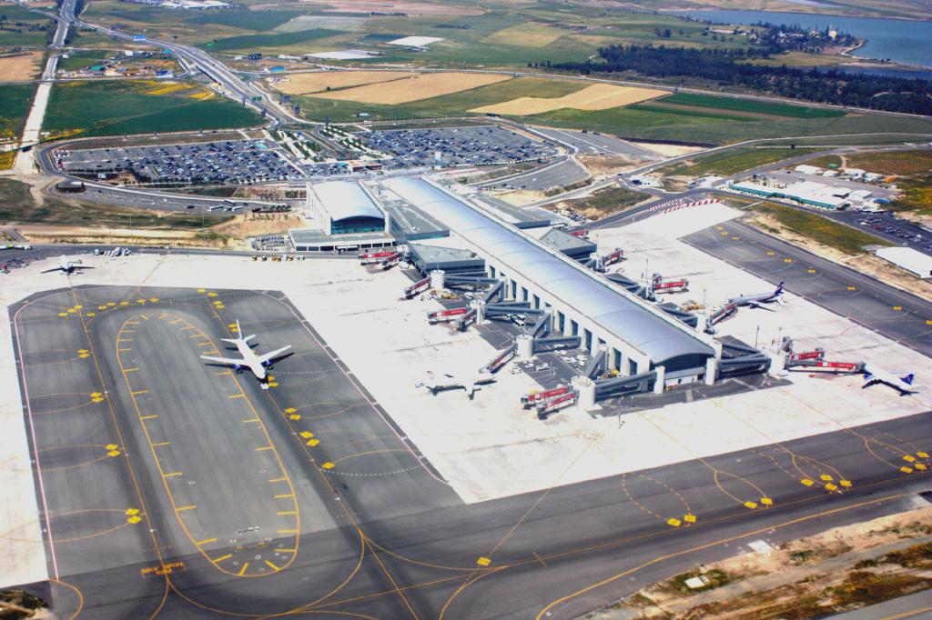 Aeroporto di Larnaca