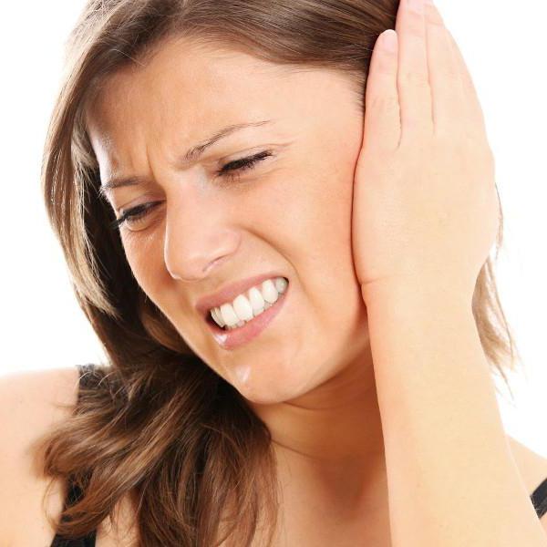 lipnūs vidurinės ausies uždegimo simptomai