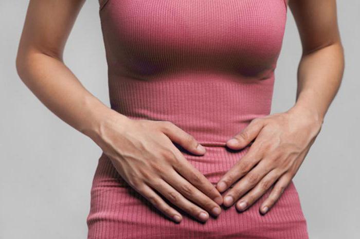 symptômes de calculs urétéraux chez les femmes