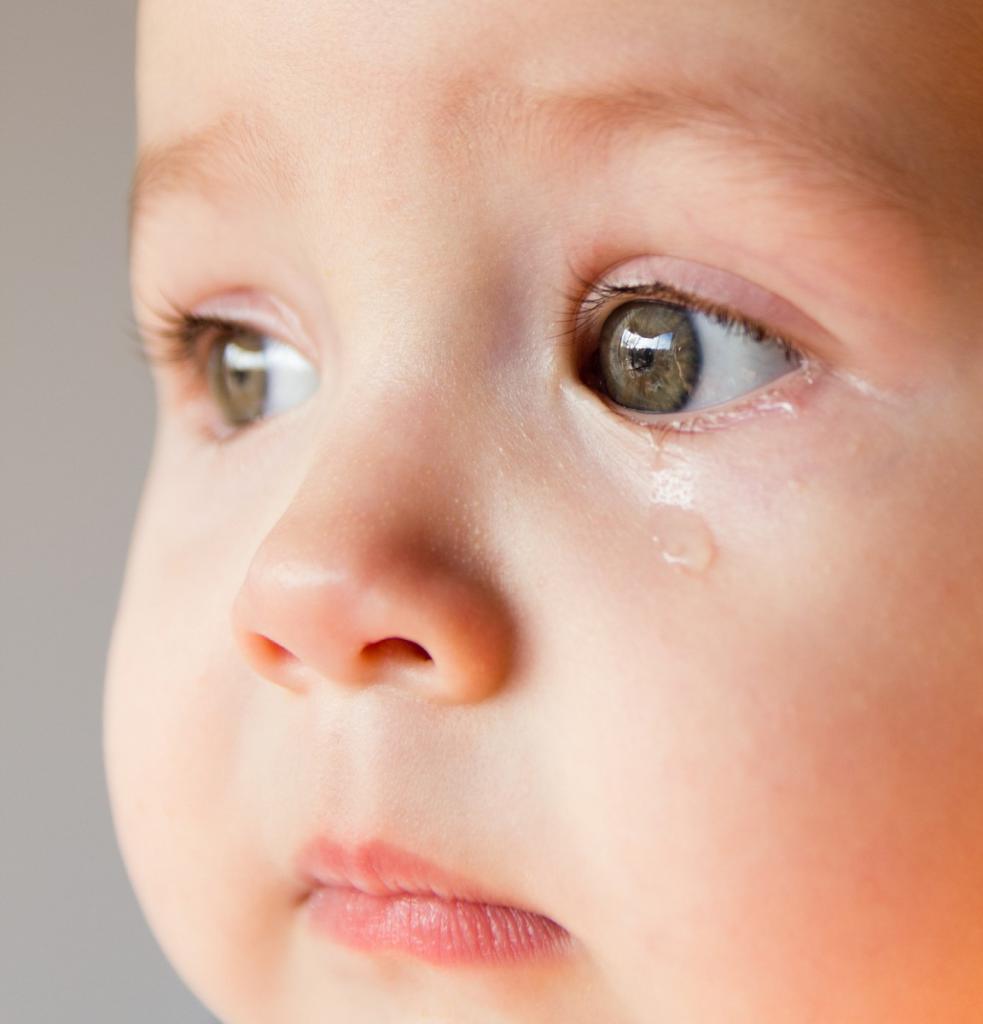 obstrucția canalului lacrimal la semnele nou-născuților